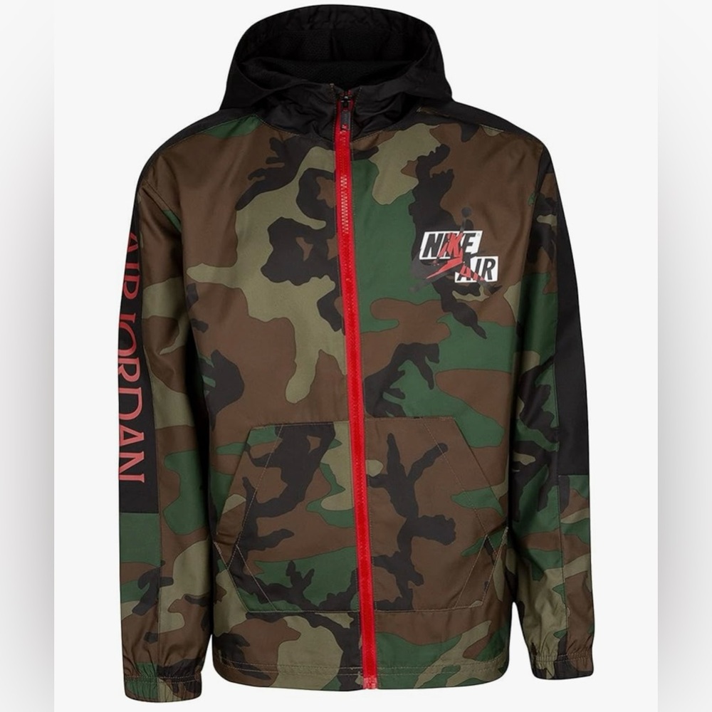 Nike Air Jordan Boys Classics Jumpman Camo Windbreaker Jacket, Size: 10-12, Camo